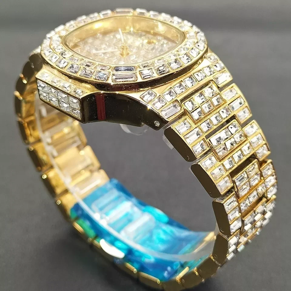 Top Class Business Gifting VVS Clarity Moissanite Diamond Studded Watches for Unisex Fashion Statement at Best Prices