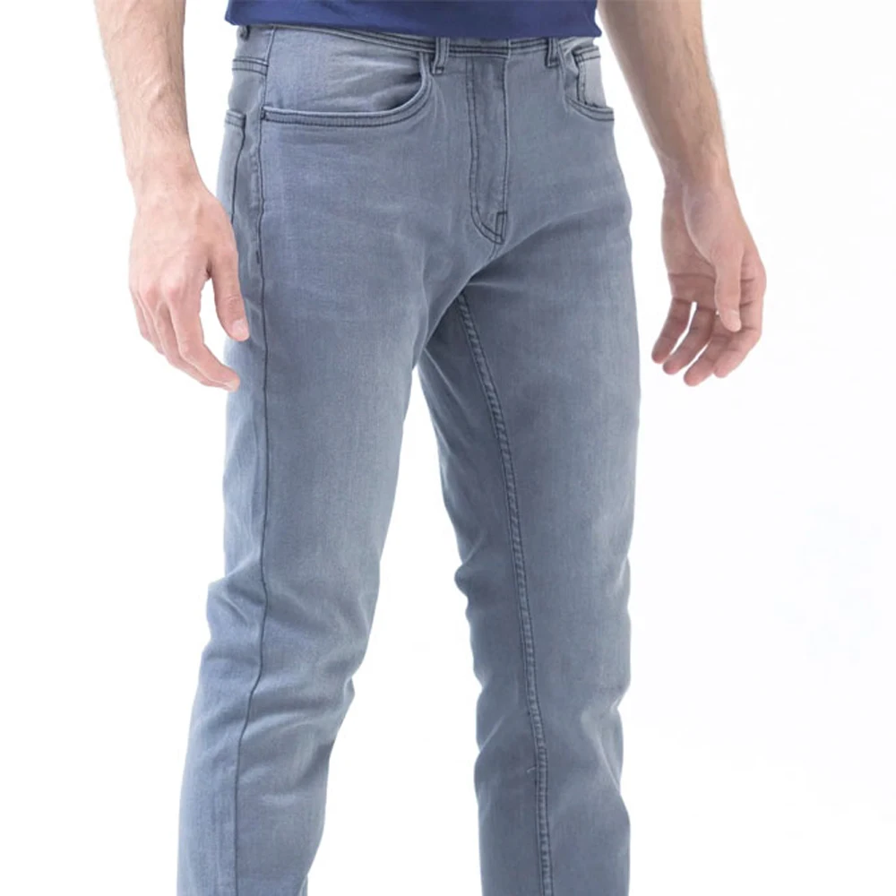 Trendy Fashionable Hot Selling Denim Comfortable Straight Fit Full Length Jeans for Boys in Different Colors Made in pakistan