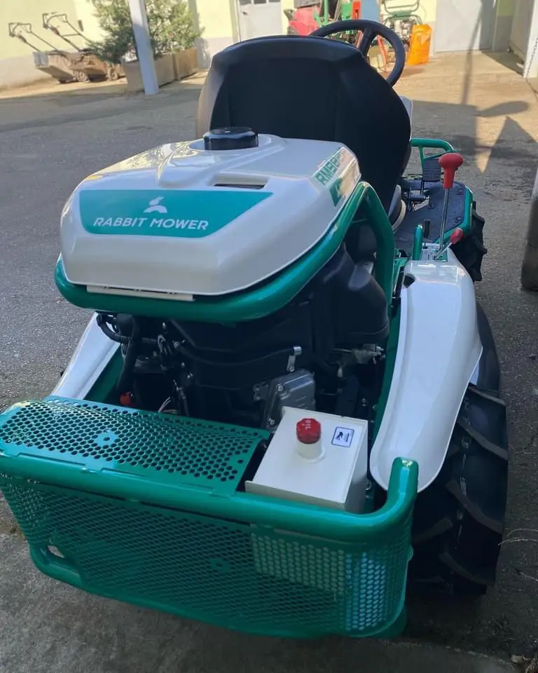 Orec Rabbit RM982F Lawn Mower 4WD
