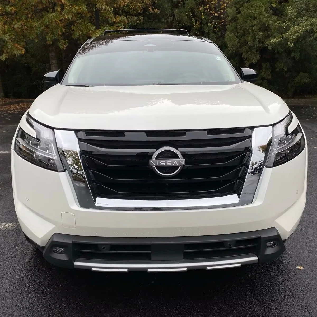 Используется 2023 Nissan Pathfinder платина