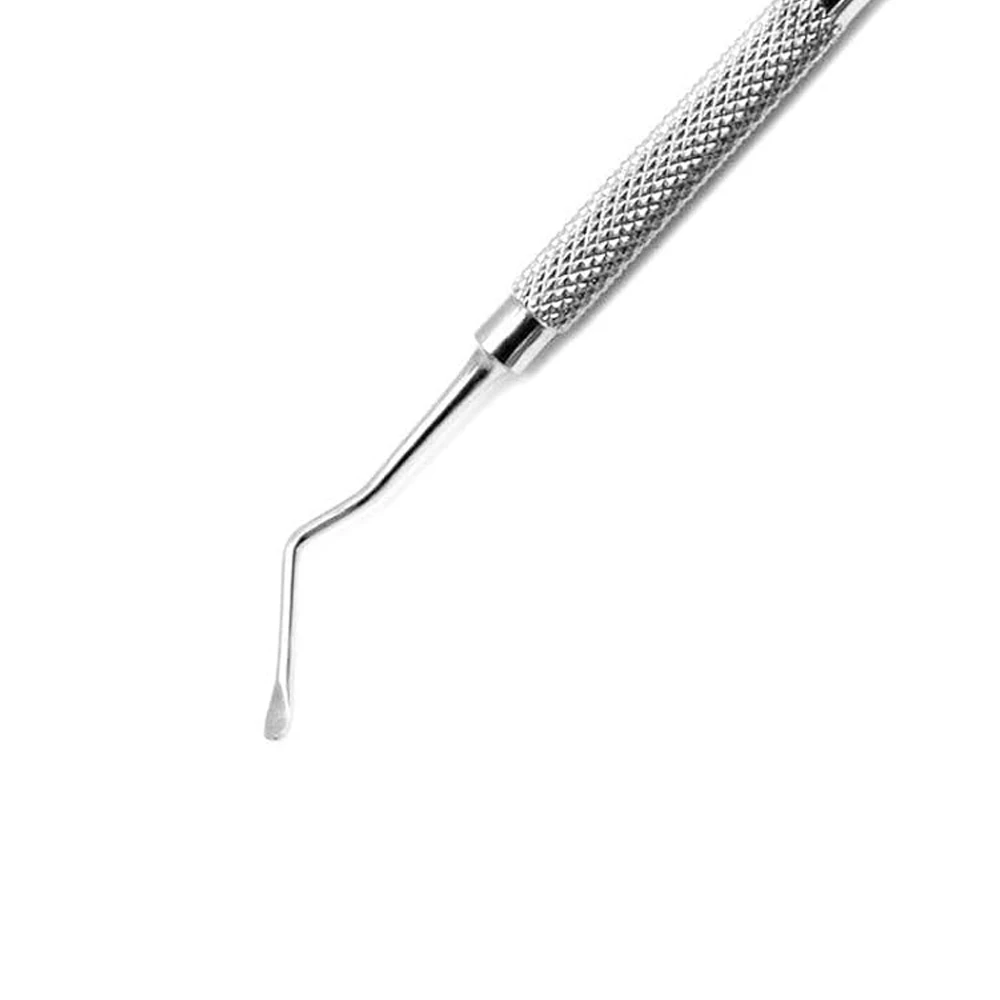 Удаление зубных кюретов с помощью инструментов