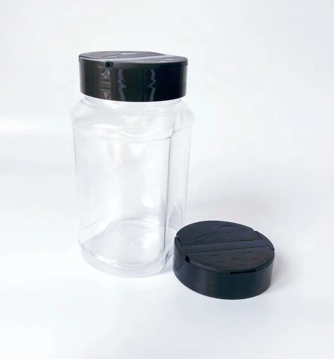empty pet plastic spice jar condiment salt shaker with spice lid