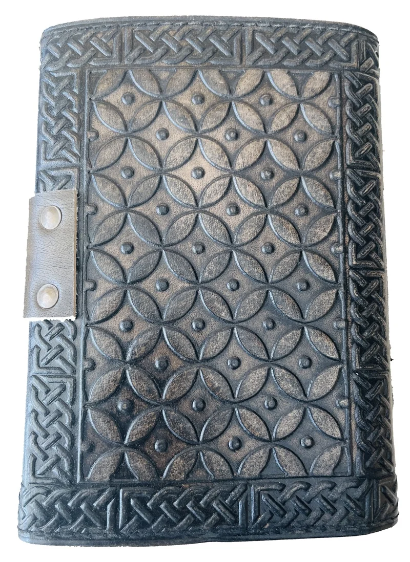 Wholesale Vintage Travel Diary for Men stone Leather Journal Writing Notebook Genuine Leather Daily Notepad Kraft Paper Factory