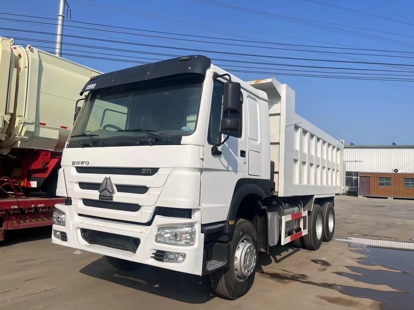 Factory Price SINOTRUK HOWO Truck Dump Truck