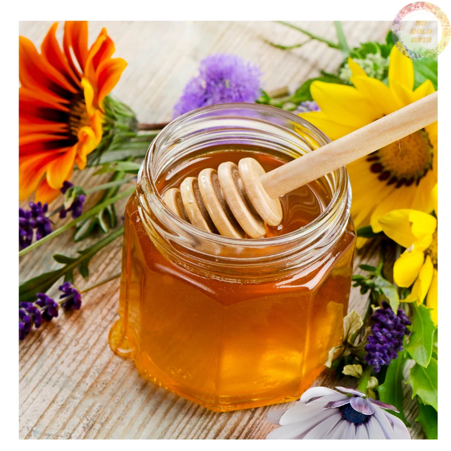 PURE ORGANIC HONEY - HARVESTED BY EXPERT BEEKEEPERS FOR THE RICHEST FLAVOR AND PUREST QUALITY POSSIBLE