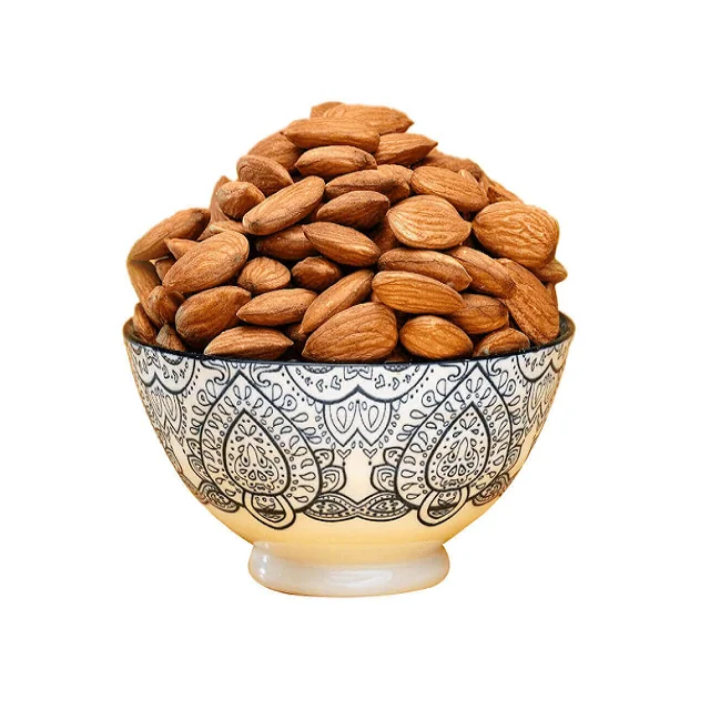 Органический сырой миндаль вкусный и здоровый орехи