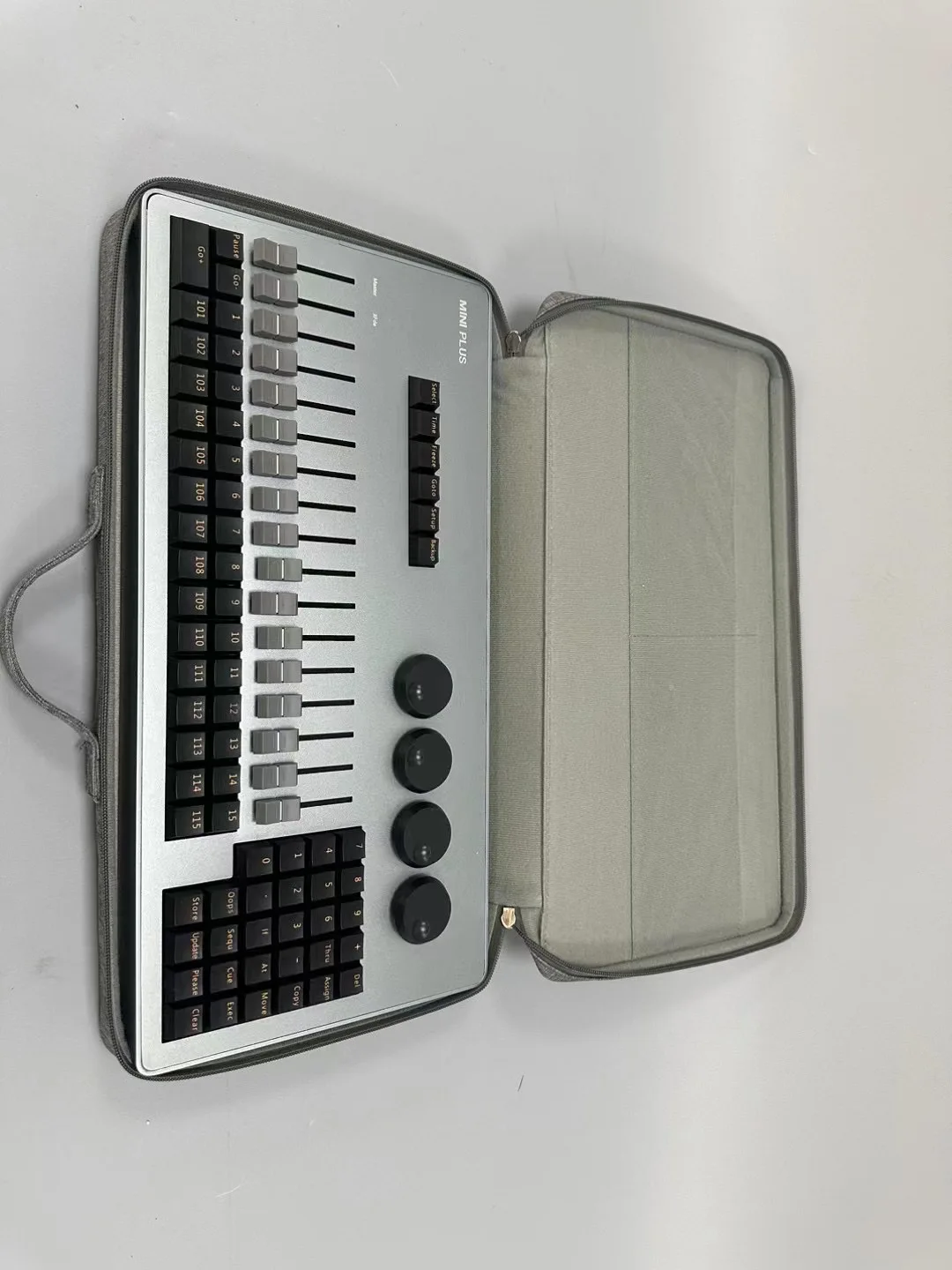 Mini Command Wing Plus