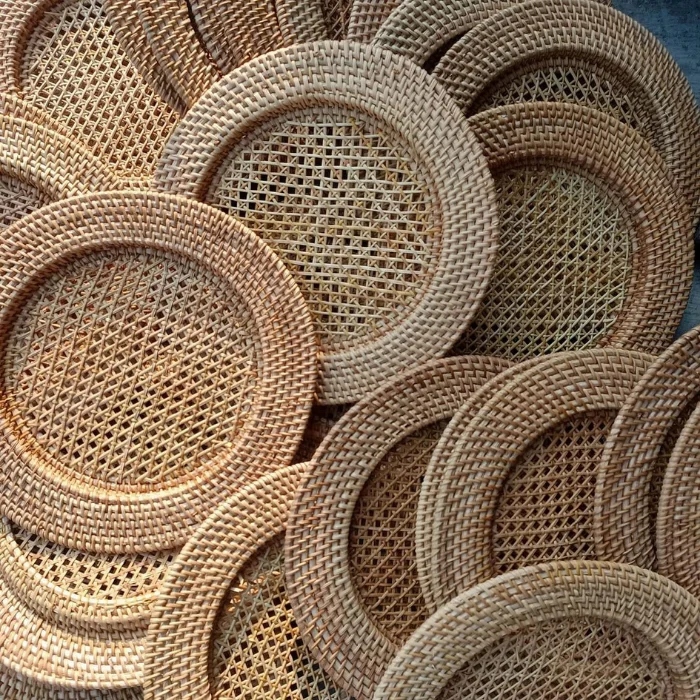 Luxury Round Placemats Set - Corn Husk and Rattan Chargers for Dining and Weddings