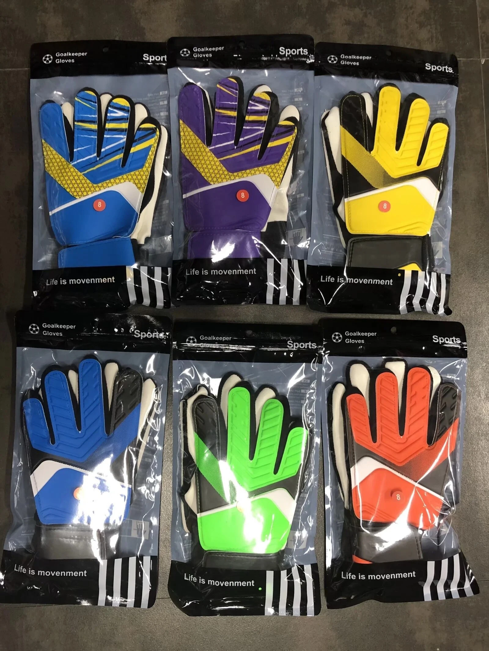 Professional Goalkeeper Gloves Kids Child Goalie Soccer Gloves Team Game 5 Fingers Protection Non-slip Boys Football Latex Glove