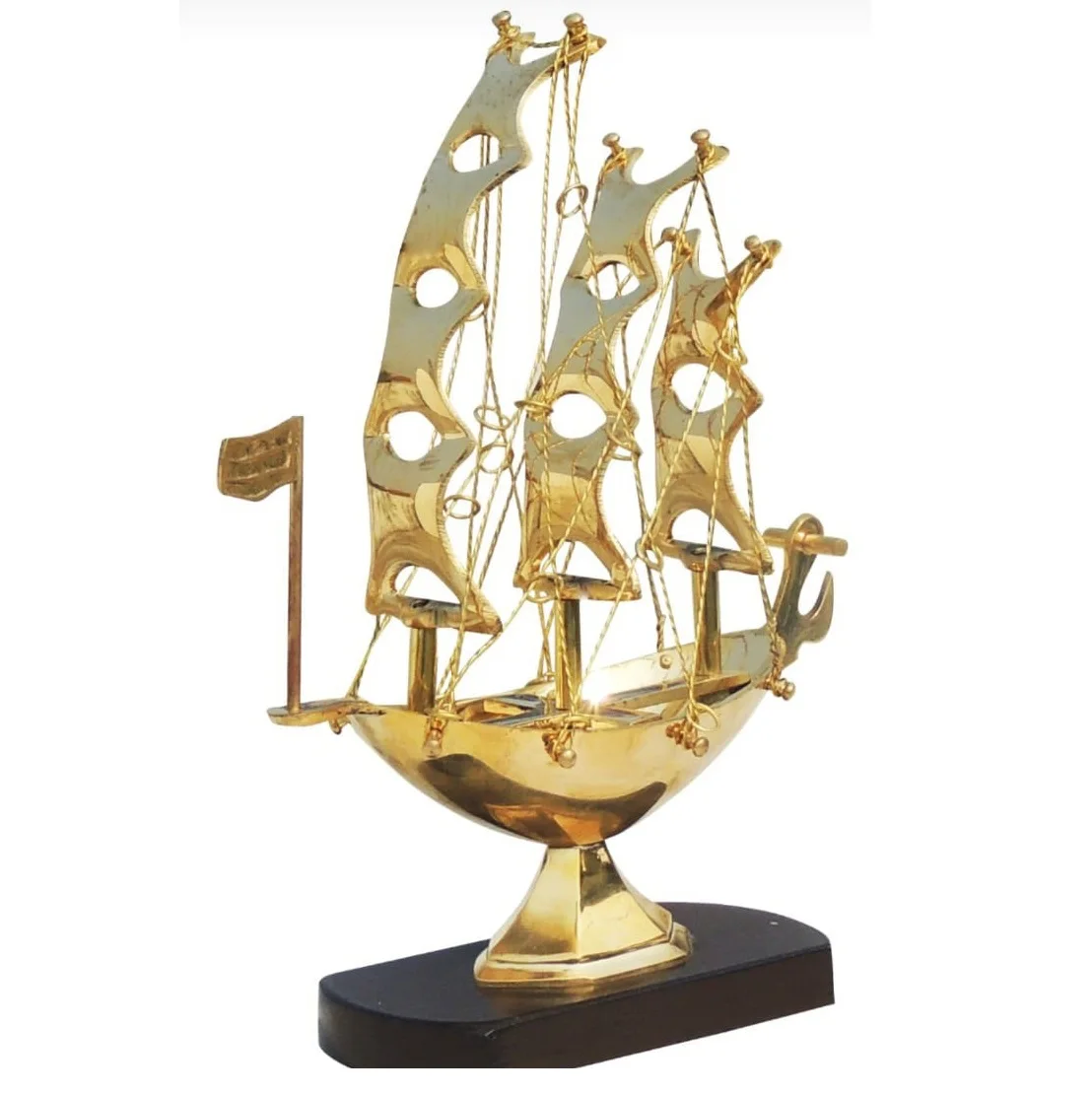 Top Quality Metal Handcrafted Brass Ship with MDF Base for Home Decoration and Gifting Options at Wholesale Prices