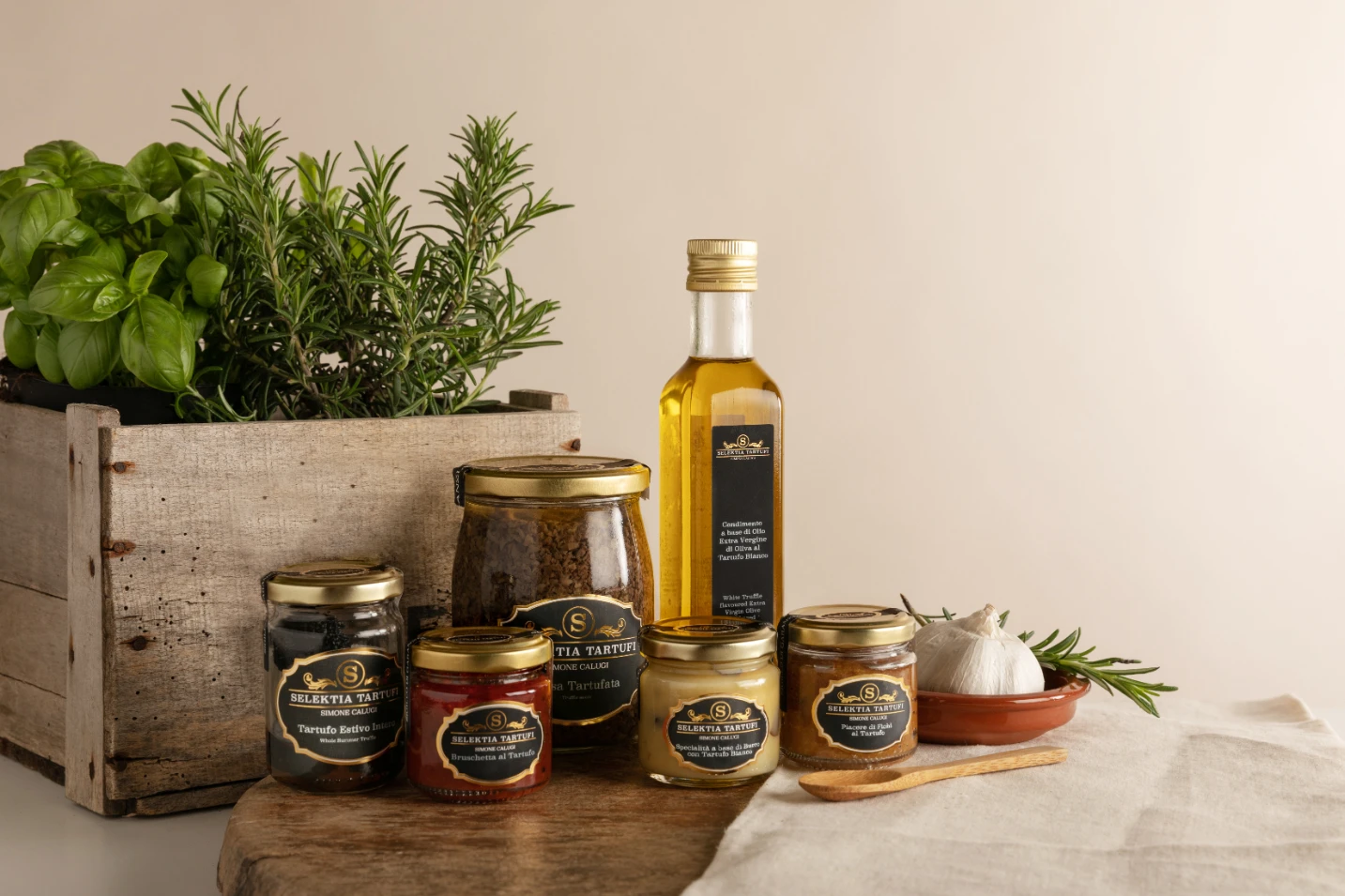 Summer Selektia Italian Extra Virgin Olive Oil White Truffle Flavoured Dried Whole Tartufi Fresh Style Bottle Packaging Made