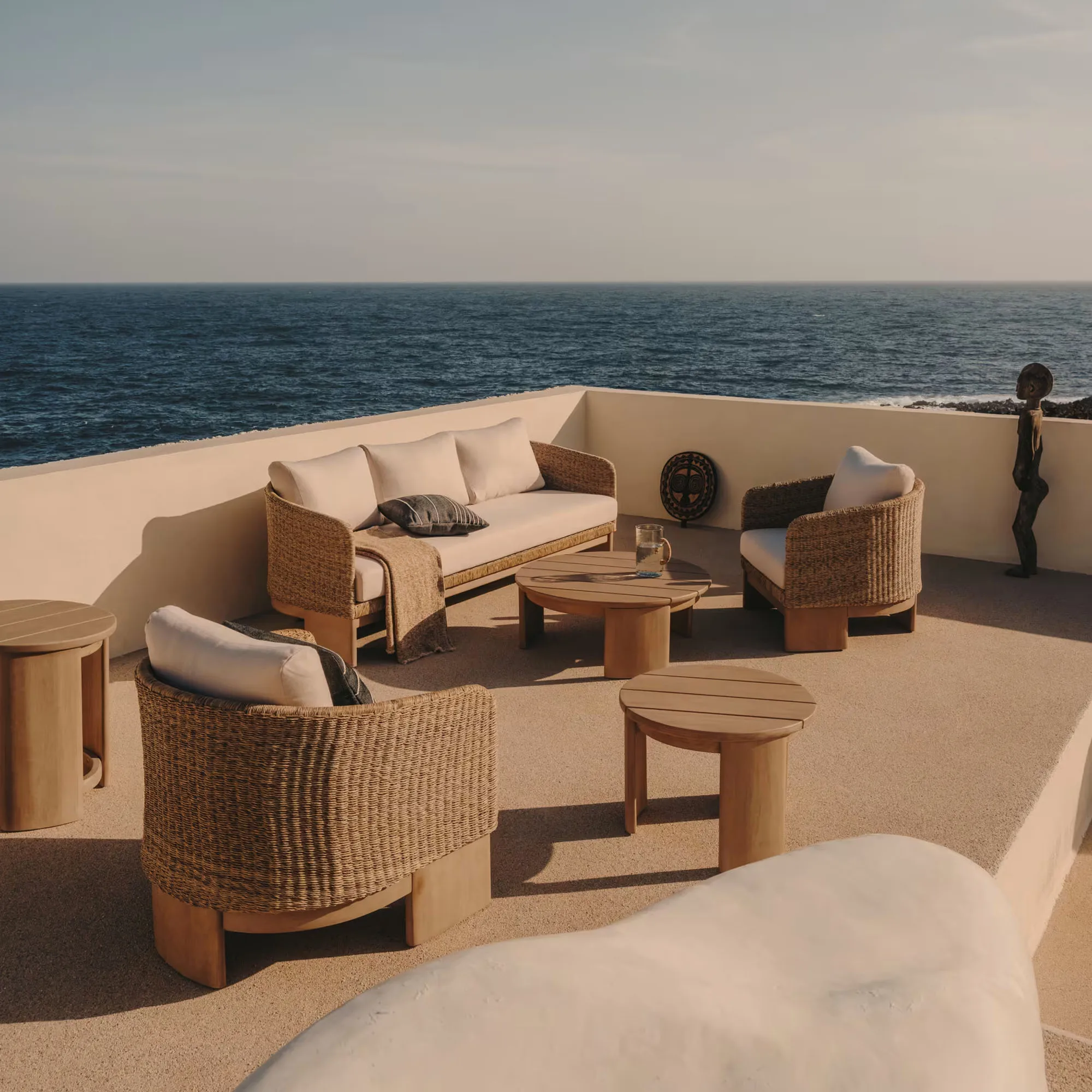 Contemporary Style Luxury Wicker Garden Set Outdoor Rattan Sofa for Patio Hotel or Garden Use with Outdoor Leisure Design - Pilo