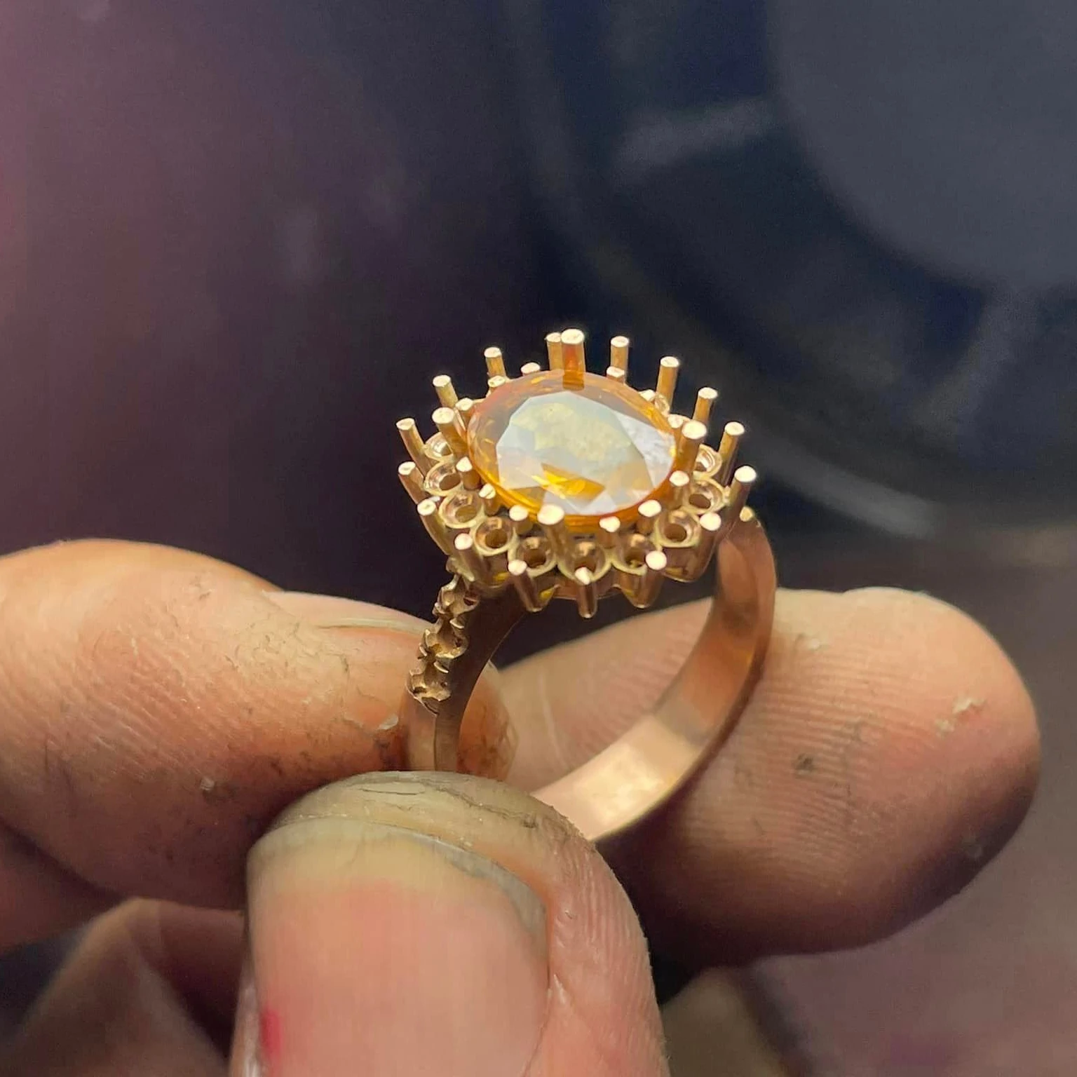 18k Gold ring with Gemstone Design Jewelry Customer Factory in Thailand