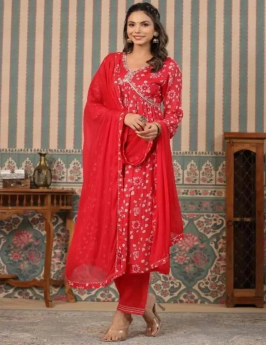 Looking Nice Red color Georgette Fabric Short Kurti Cotton Silk Kurti with Pant and Plain Dupatta suits for Women