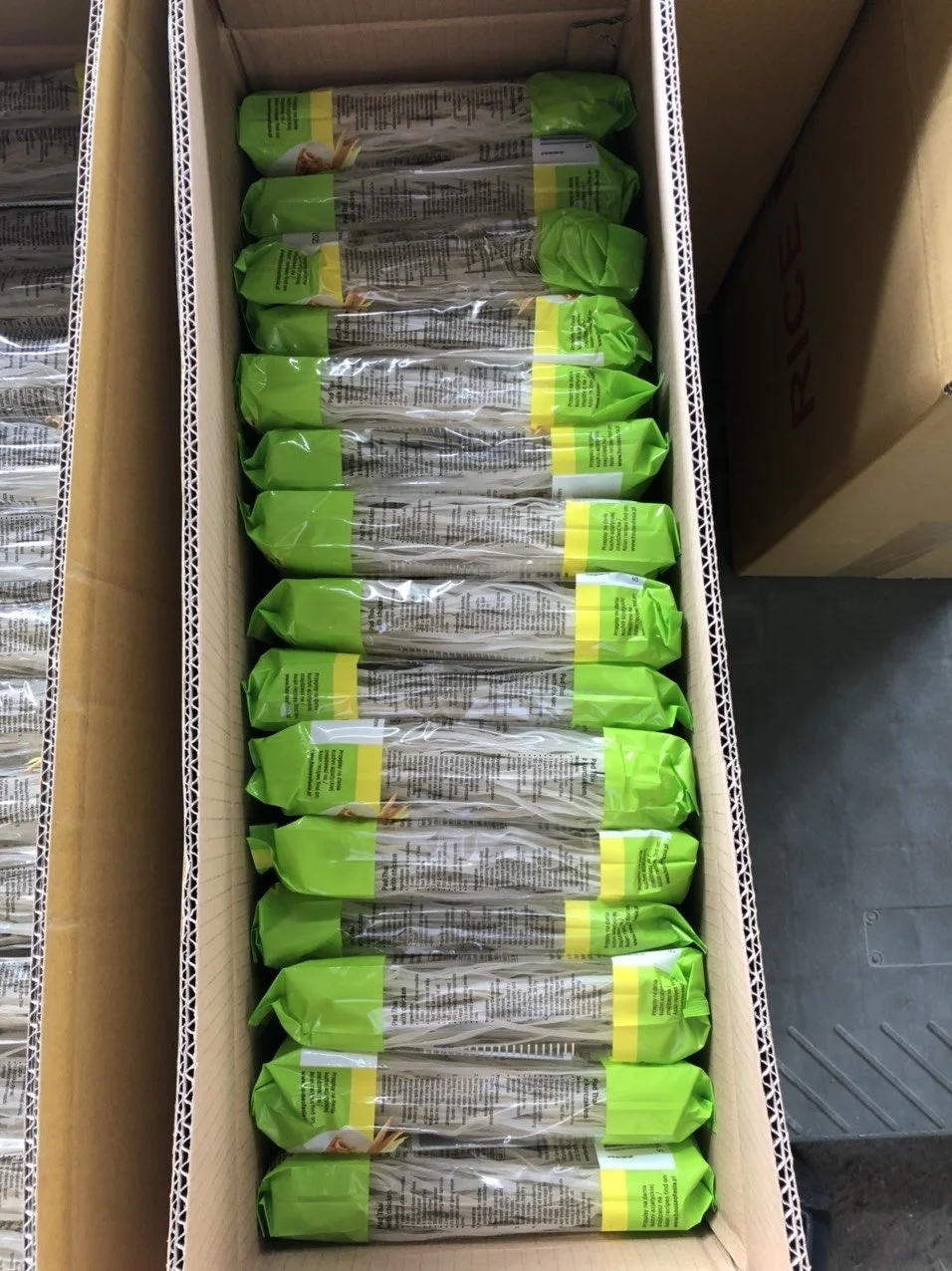 Рисовая лапша (палочка и круглая форма) из Вьетнама для еды