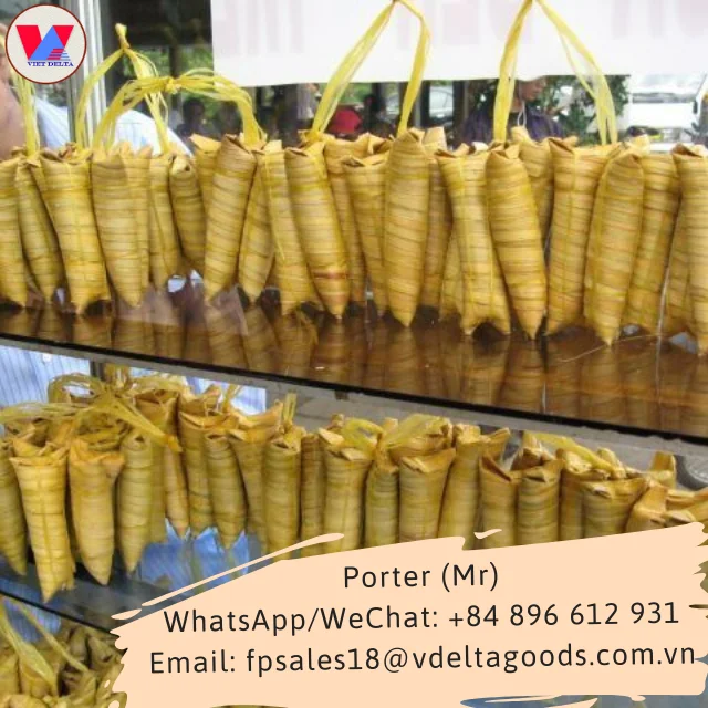 Frozen Vietnamese Export standard Delicious Coconut leaf cake with banana (banh la dua nhan chuoi) Holiday