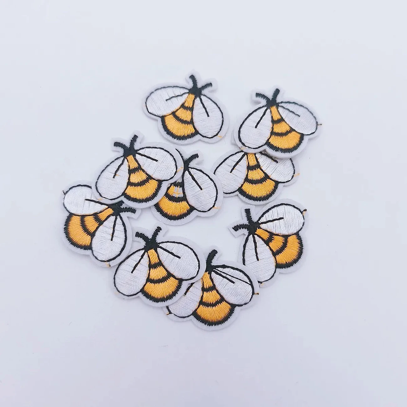 12pcs Cute Embroideries On Patches Sunflower Bee Butterfly Animal Patch For Jeans Hats Bags Clothing