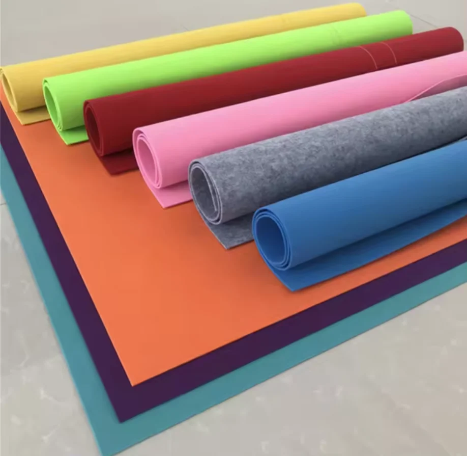 Оптовая продажа 400 г/м2 вискоза полиэстер игла вышивка дышащий спанбонд нетканый материал для сельского хозяйства