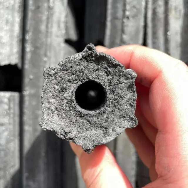 Hexagonal Sawdust Charcoal Briquette Restaurant Kitchen Restaurant Equipment Mini Size All Natural Zero Chemical Zero Odor