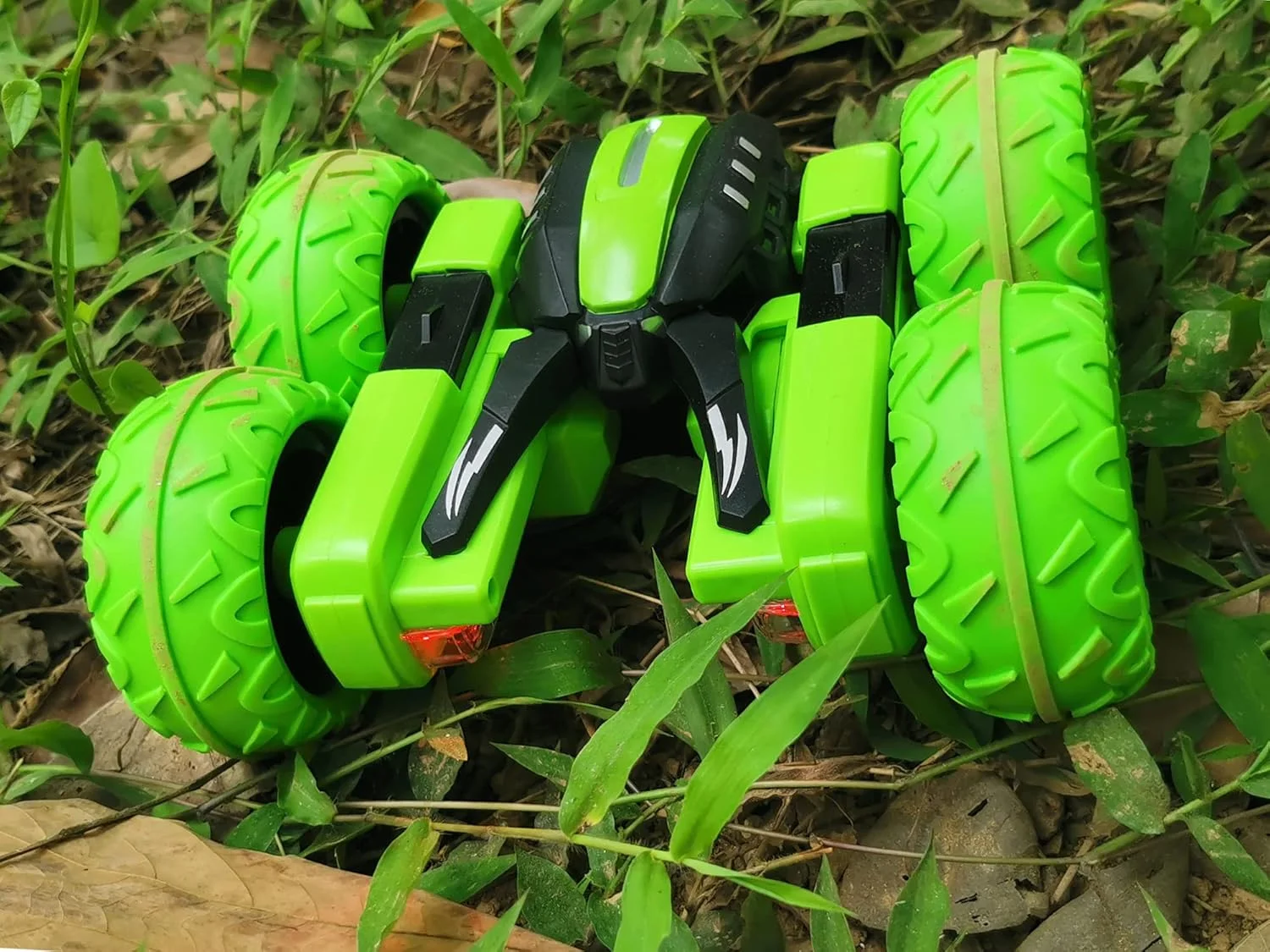 Wholesale 2.4g Rc Stunt Cars Remote Control Car With Lights Double-Sided Driving 360 Degree Flips Rotating Tricolor Car Toy