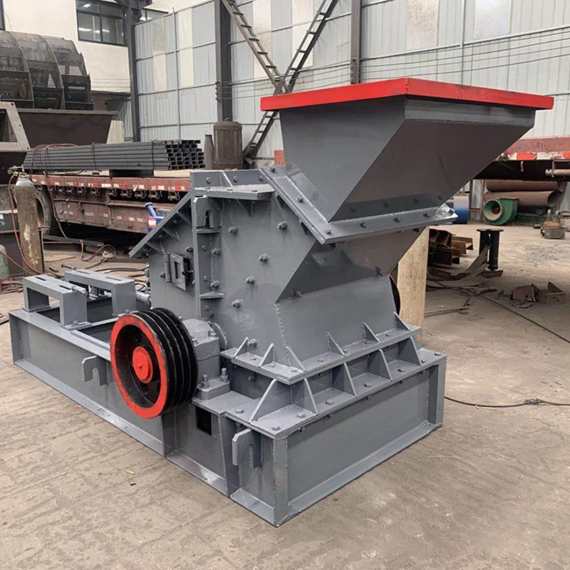 Chinese supplier new impact hammer mill crusher sand crushing machine discount price