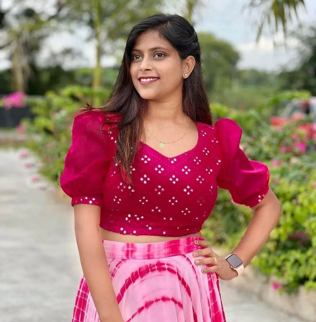 Crafted with premium hues this lehenga styled with a jacket. This exclusive outfit features a trendy yet traditional style,