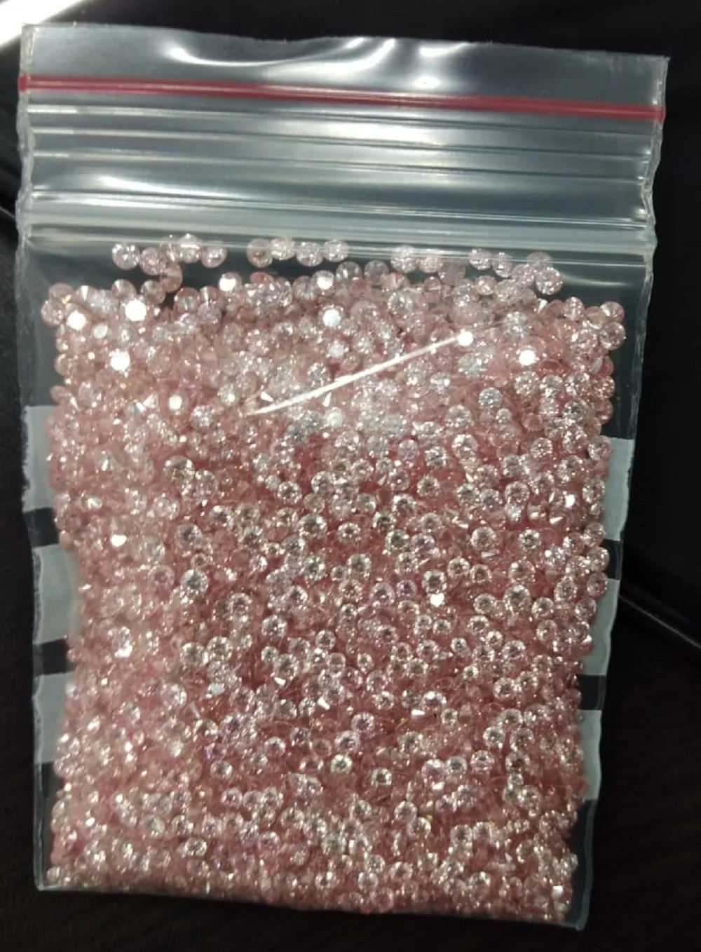 Arihant Creators 1.30 mm to 2.70 mm Pink treated colour lab grown diamonds in vvs vs clarity