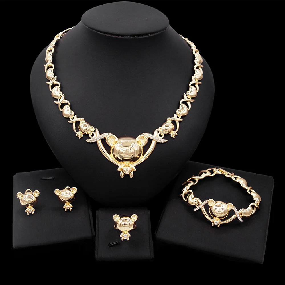 Zhuerrui Latest Panda I Love You Xoxo Brass Jewelry Sets Cartoons Doll Bear Hugs and Kisses Bridal Gold Plated Jewelry Set X0089