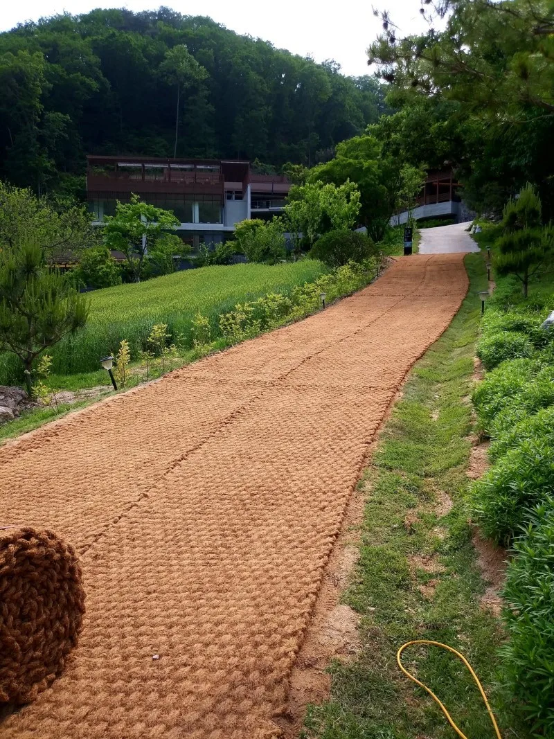 Coir Mat Roll Coconut Fiber Mat With The Length Up To 15m For Road Paving Wholesale Price