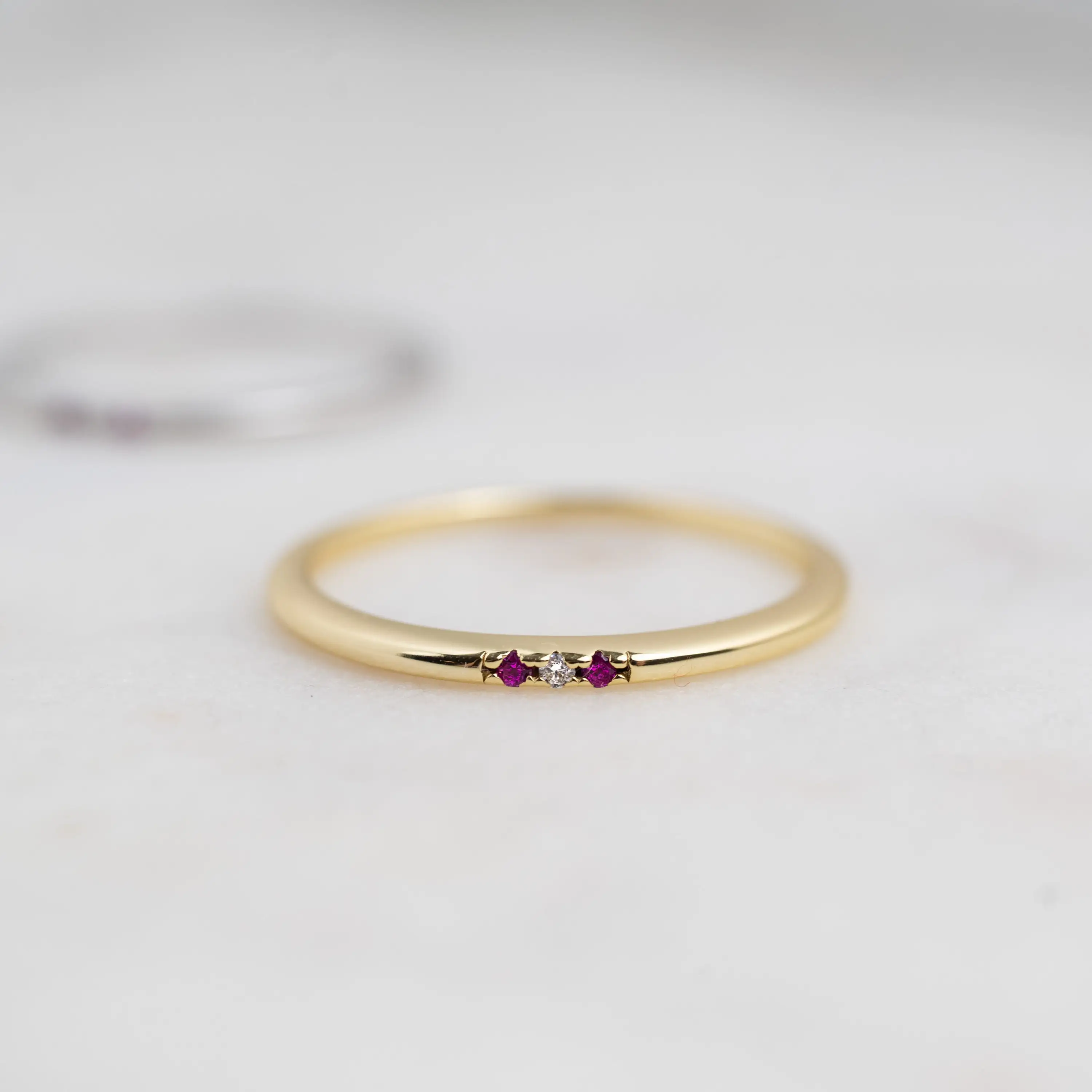 High Quality 925 Sterling Silver Three Stone Ruby And Diamond Best Selling Classics Design Engagement Wedding Fine Jewelry Ring
