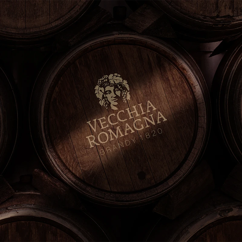 Premium line Top Quality Made in Italy Brandy Vecchia Romagna Etichetta Nera 6 x bottle 100cl ready for export