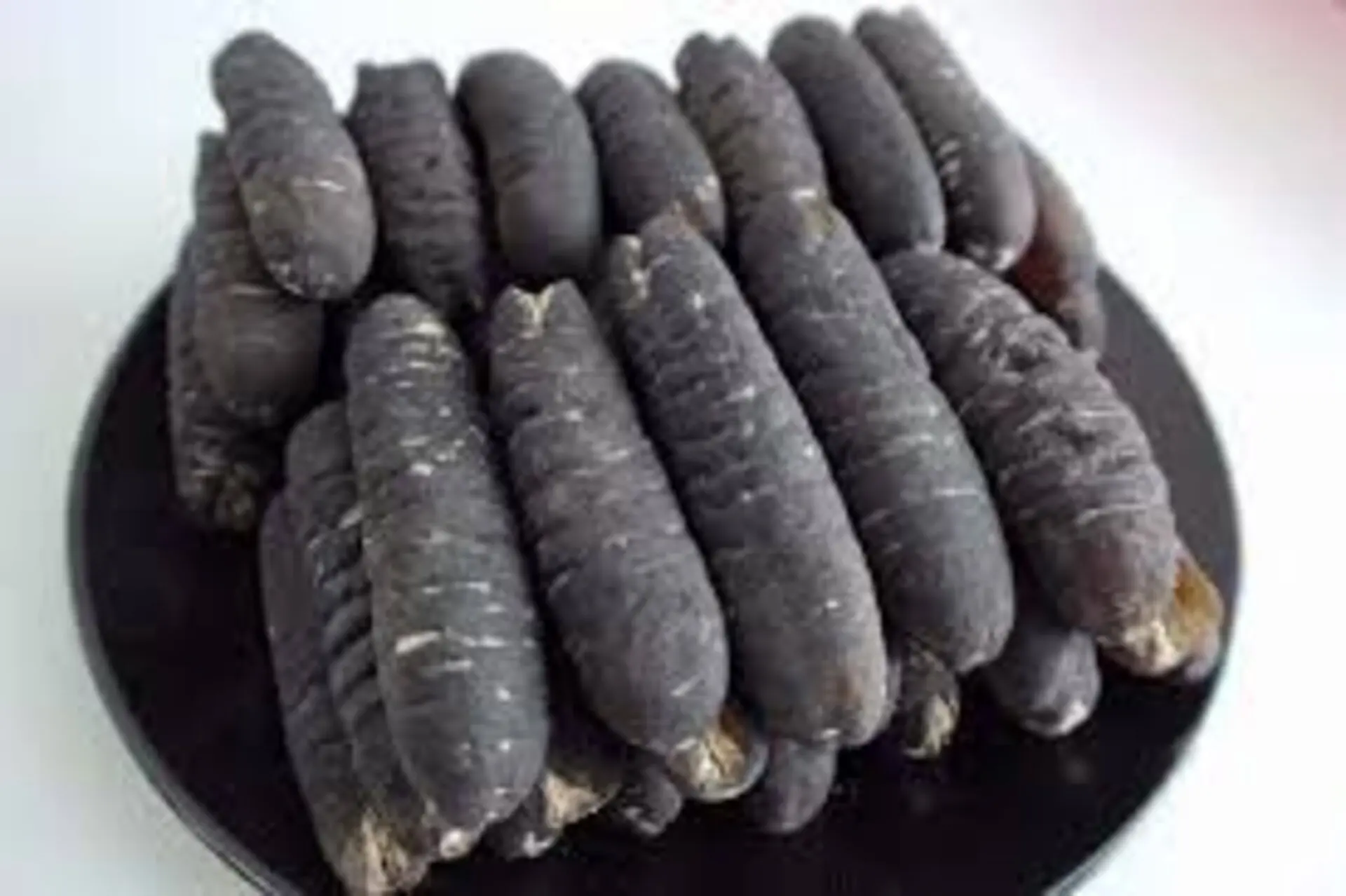 Alaska Wild Caught Sun Dried Red Sea Cucumber Medium Size (1 LB) / Dried Sea Cucumber (Liao Cen)