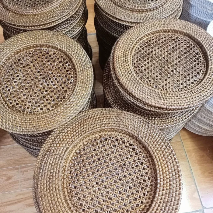 Luxury Round Placemats Set - Corn Husk and Rattan Chargers for Dining and Weddings