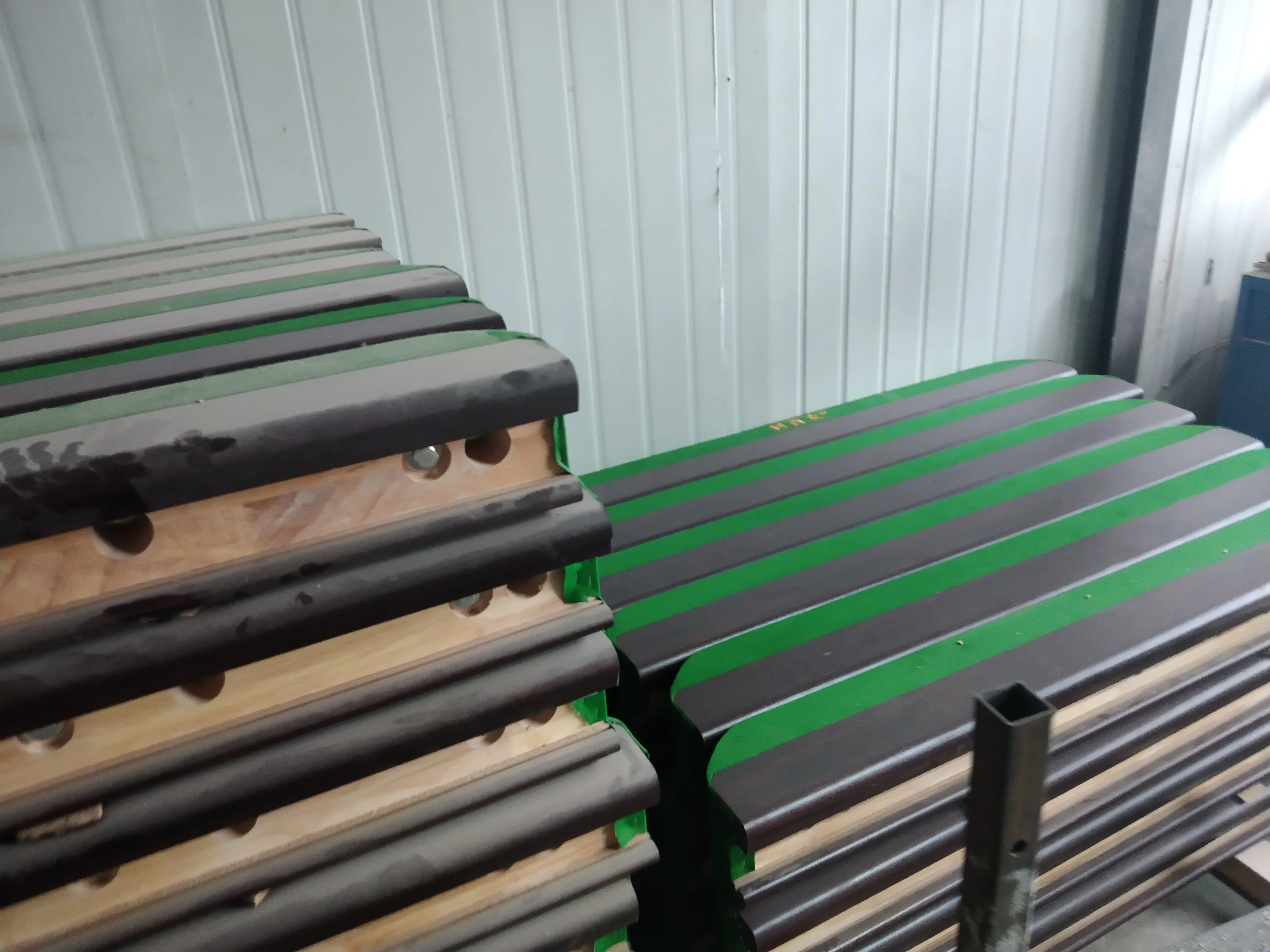 China Manufacturer Factory Price 9ft Billiard 8 Ball Slate Pool Table