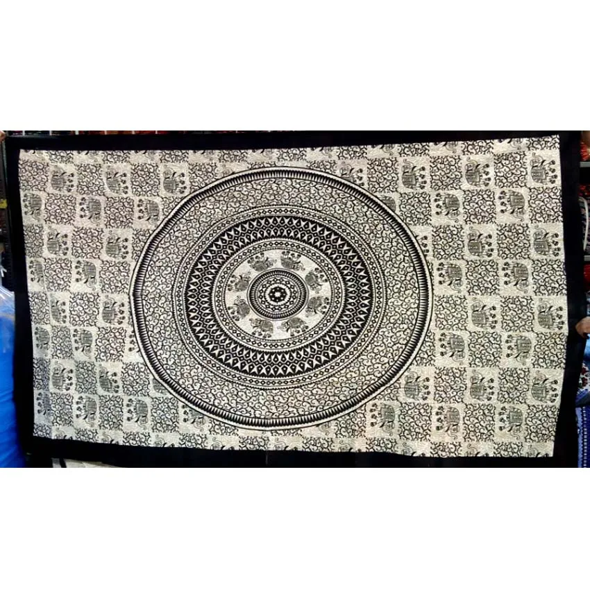 New on Demand Black Base Mandala  Print Cotton Wall Hanging Tapestries for Bedroom Decoration for Export at Best Price GC-TP-152