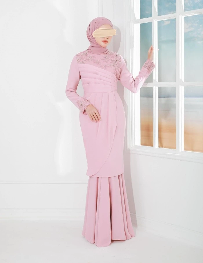 SIPO Drape Pattern Cotton Lace Pink Asymmetrical Premium Chiffon Hip Wrap Dress Hand Embroidery Modern Style Baju Kurung