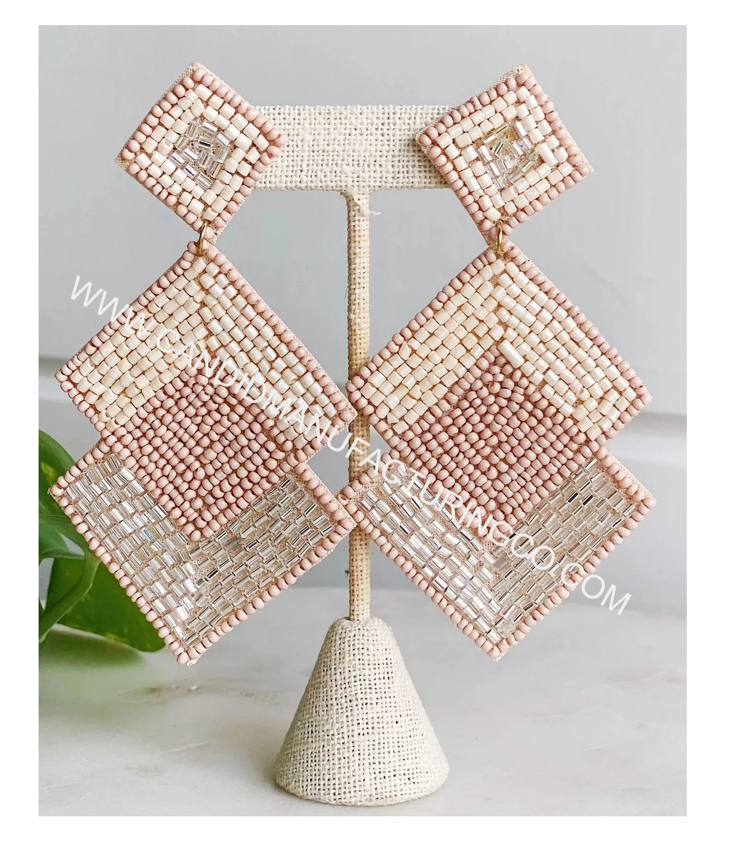 Серьги с бусинами CALLA в черном цвете легкие серьги модные ювелирные изделия и аксессуары низкая цена