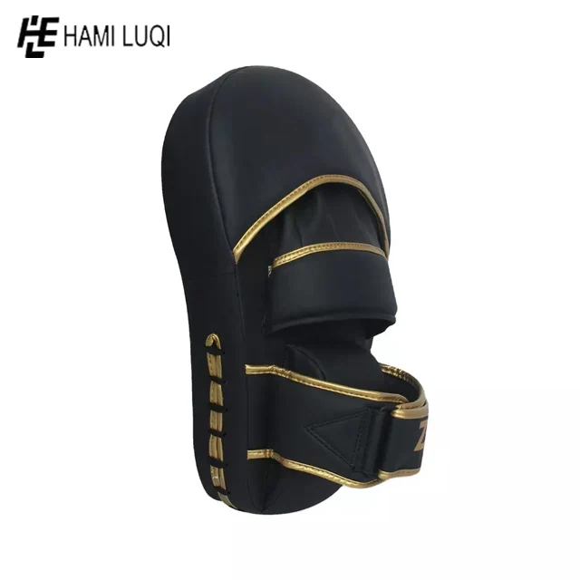 Black and Gold Professional Boxing Focus with Ventilation and Secure Straps