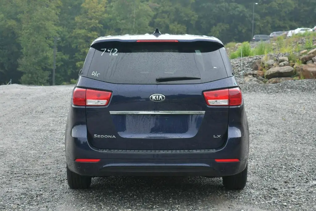 2018 KI A SEDONA LX    LHD