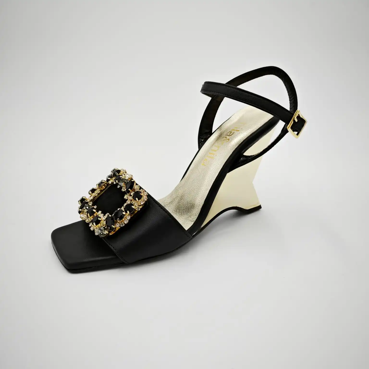 ladies leather jelly sandal with rhinestone accessory wedge women sandal luxury leather women sandal handmade made in Italy