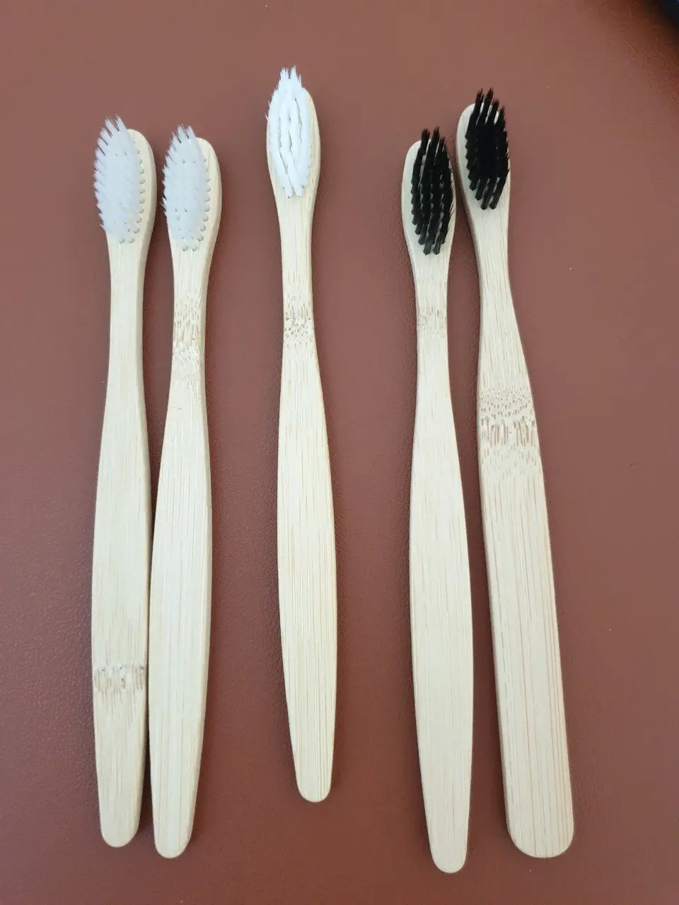 BAMBOO TOOTHBRUSH WITH CASE BRISTLE CHARCOAL BAMBOO TOOTHBRUSH CUSTOMIZED LOGO ECO-FIRENDLY NATURAL