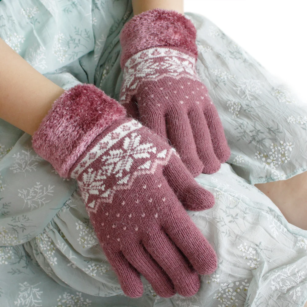 Winter Knit Gloves