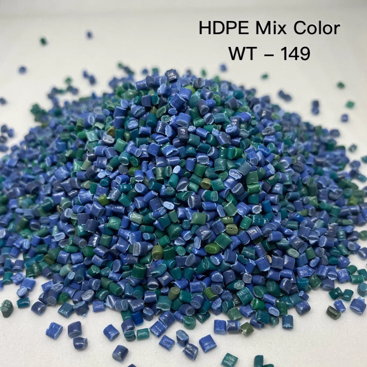 Granules Plastic HDPE Resin High Density Polyethylene Virgin Recycled HDPE PE100 PE80 Film Material Natural Origin Grade Place