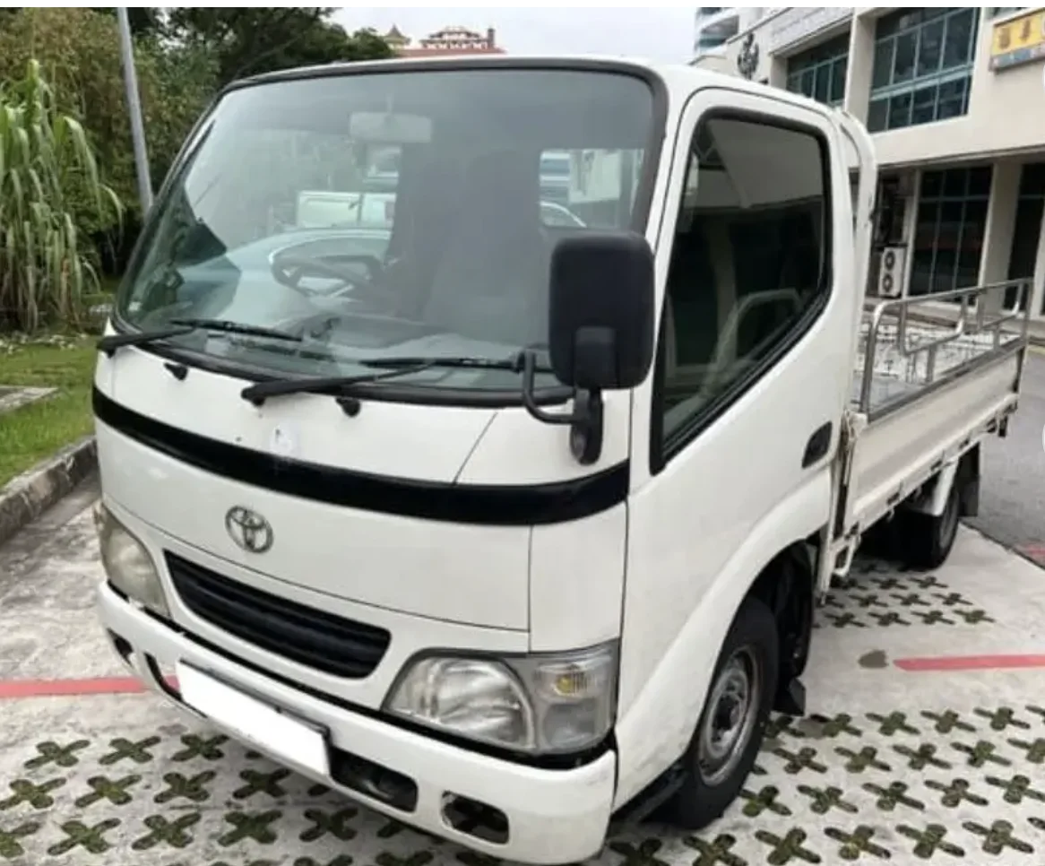 Buy Used Dynas Trucks 4WD Japan Truck 4wd mini truck
