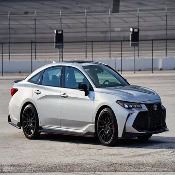 Б/у и 2-я рука Toyota Avalon для продажи
