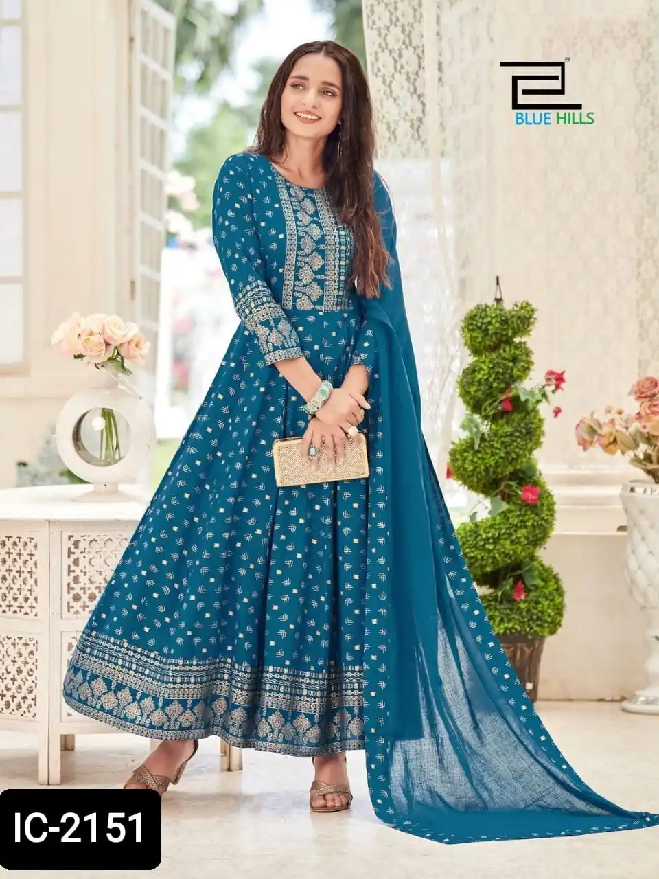 Indian and Pakistani Style Pure Rayon Kurtis with Dupatta for Women for Party Wear and Casual Wear Foil Printed Kurtis Dress