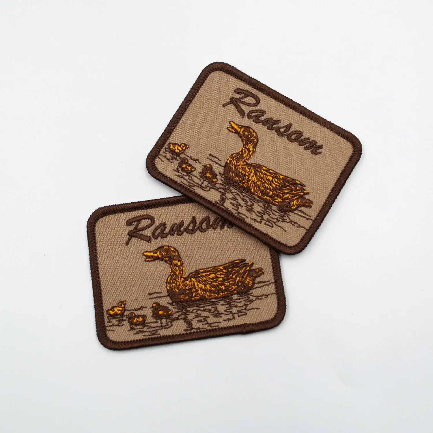 Factory Manufacturer Custom 3D Brand Name Woven Logo Patches Custom Patch No Minimum LOGO Patches Hook Backing