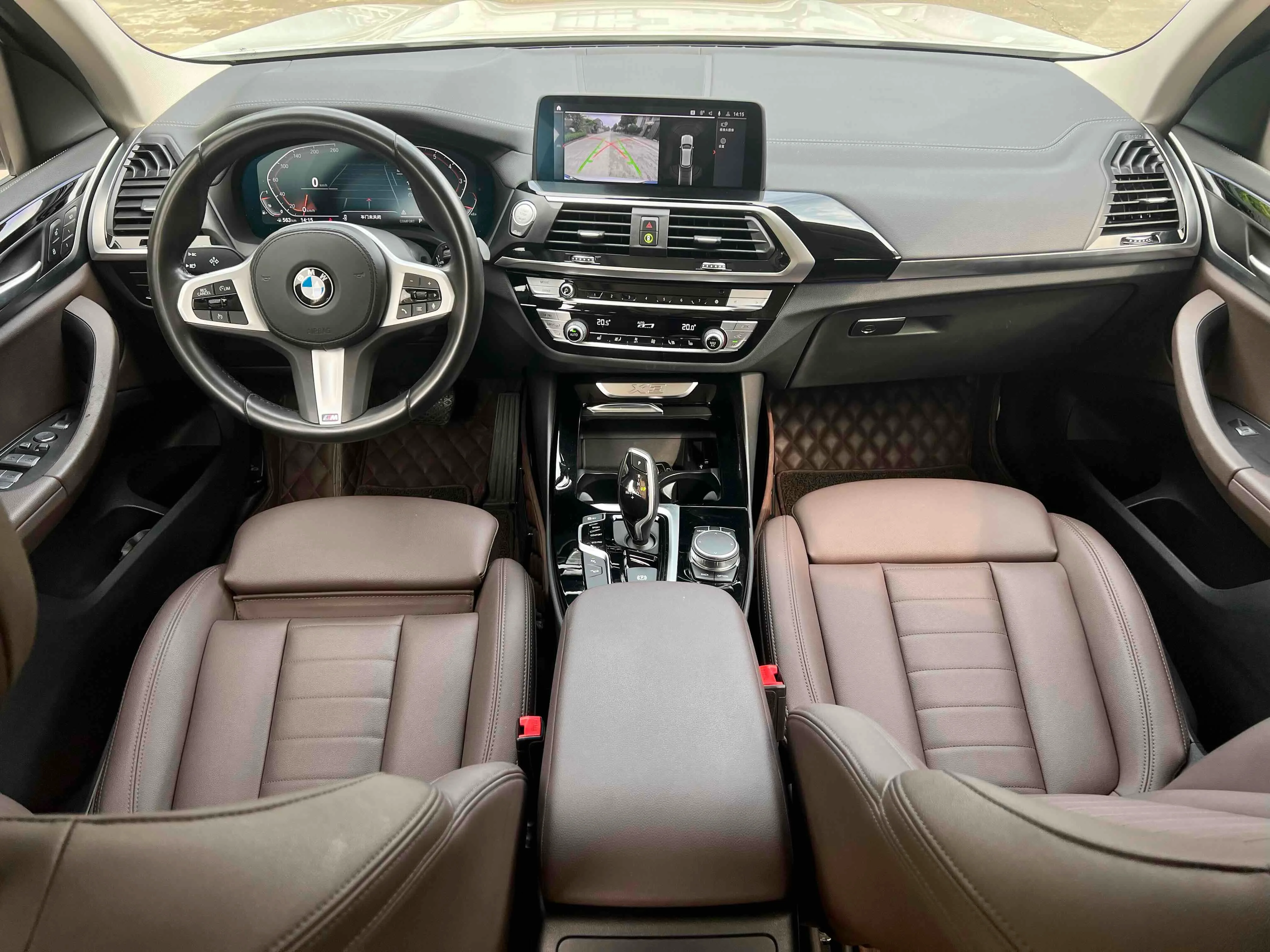 Стильный спортивный внедорожник для BMW X3 2020 xDrive25iM комплект