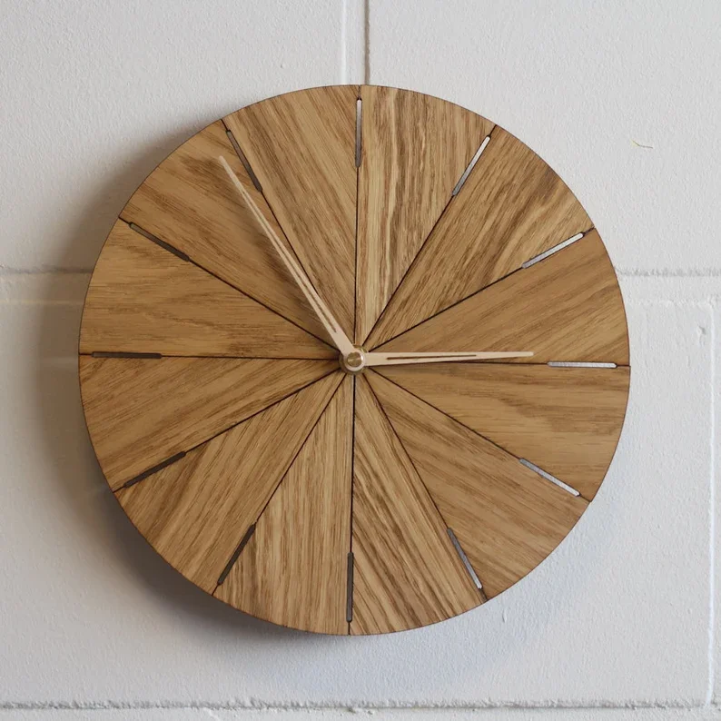 Luxury New Design round Shape Wall Clock Indian Handicrafts Natural Wooden Color Salient Decorate with Metal New Art Style