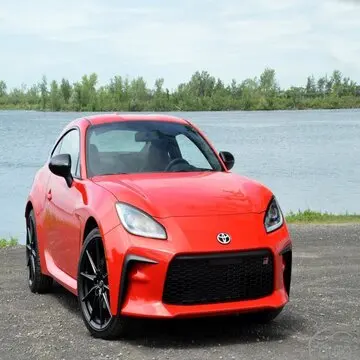 Второе поколение (ZN8/ZD8; 2021) Подержанные автомобили Toyota GT86 для продажи/б/у 2017 GT 86 2 0 D-4S Orange Edition 2dr продажи